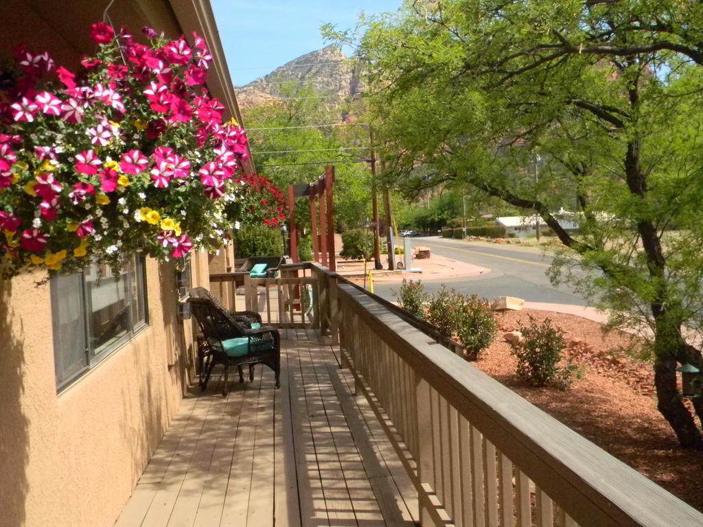 Whispering Creek Bed & Breakfast Седона Екстериор снимка